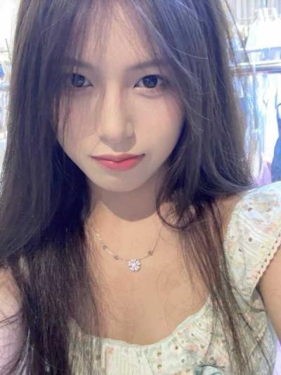 宝安新人清纯妹妹-璐璐