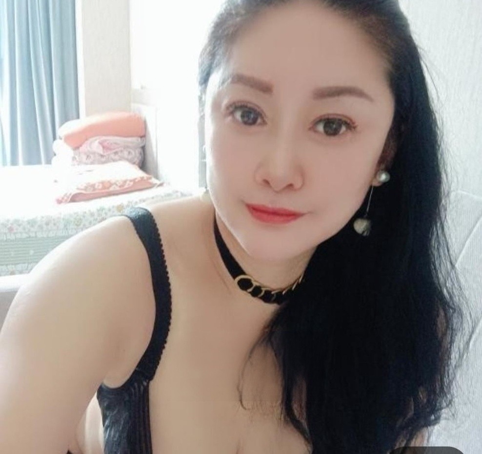 金湾三灶大奶熟女姐姐