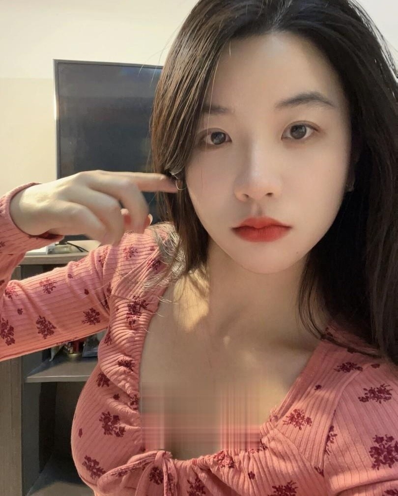 高质量身材性感美女服务出众