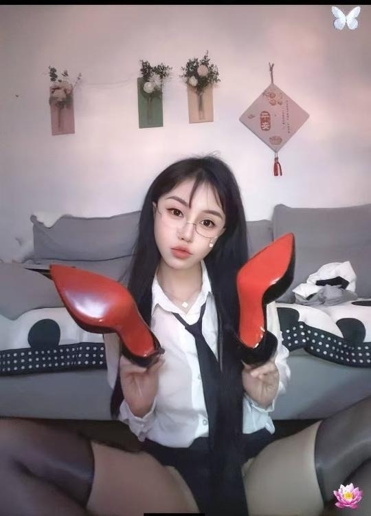 翘臀艳舞老师安可