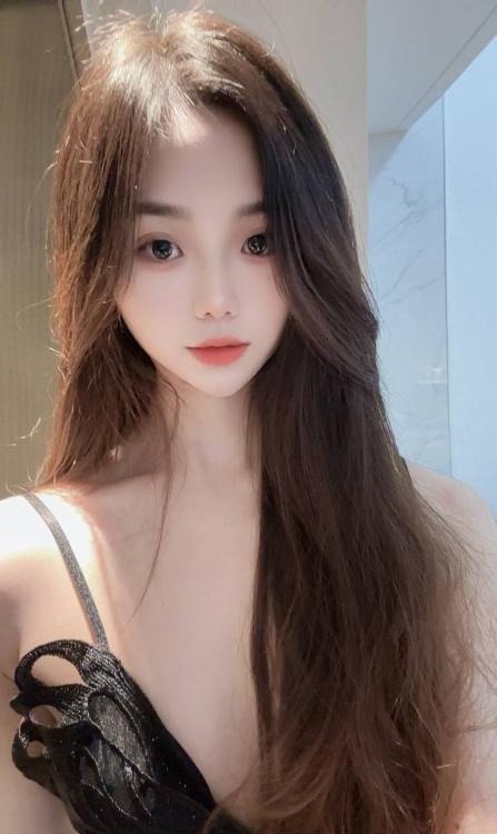 女上榨汁模特梦舒