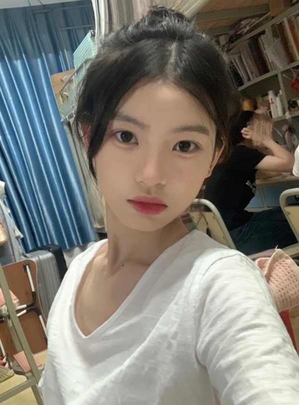 越秀小杨超越妹妹服务-月月