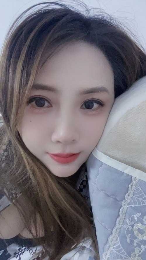 罗湖身材火辣瑜伽教练-甜心