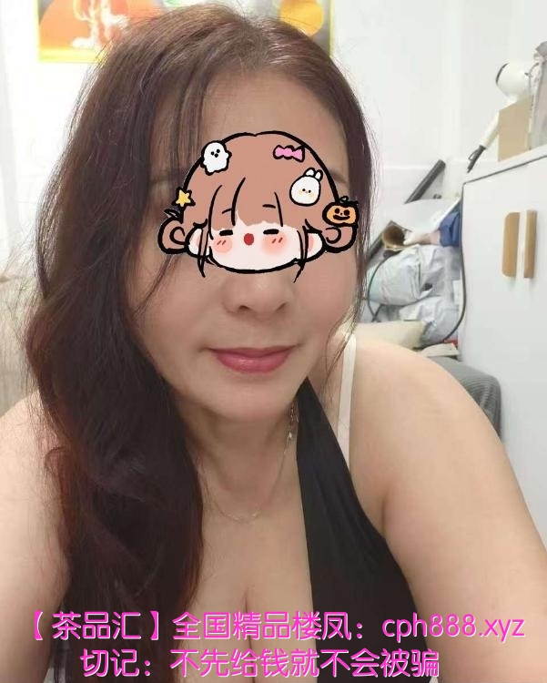 主打三通的熟妇